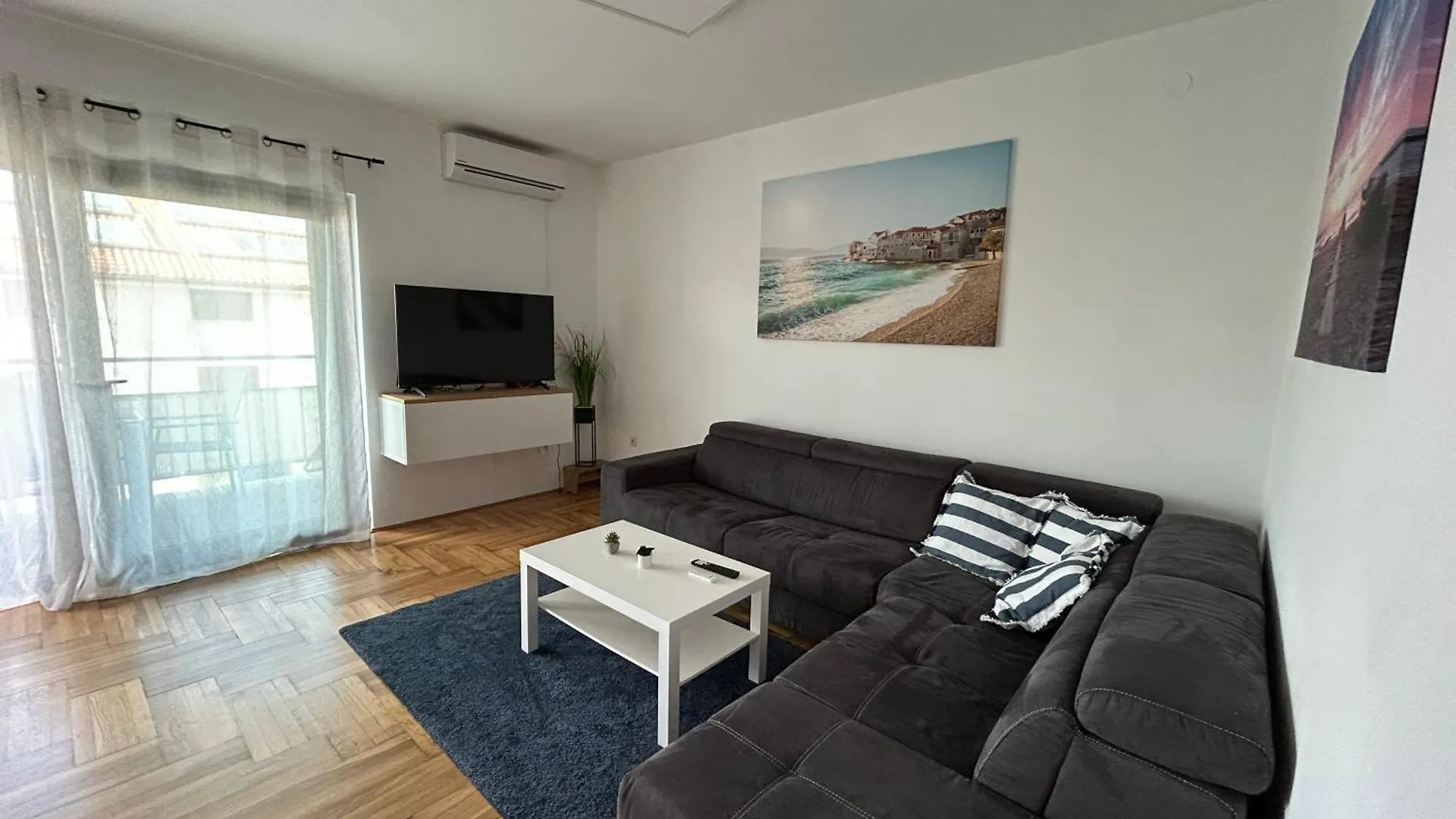 Apartment Maya Njivice Croatia